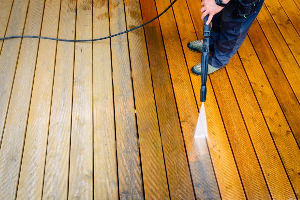 Deck Cleaning Services 2